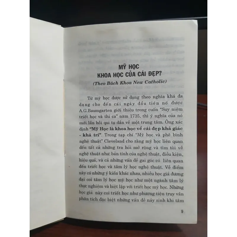 Cẩm nang mỹ học nghệ thuật thi ca phê bình 565277