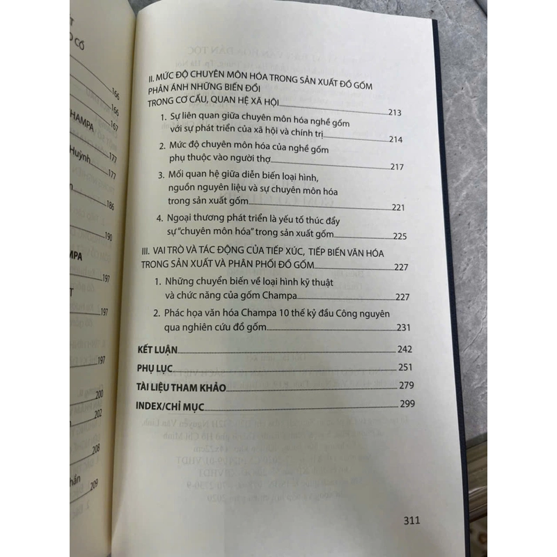 NGHÌN NĂM GỐM CỔ CHAMPA 532230
