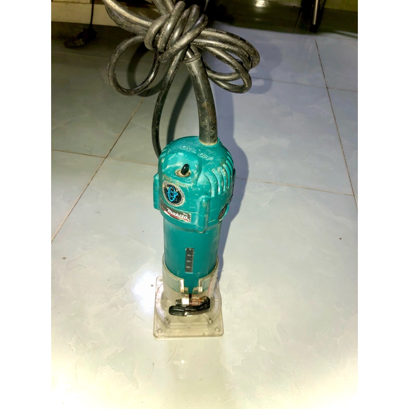 Máy phay gỗ cầm tay Makita Nhật 463767