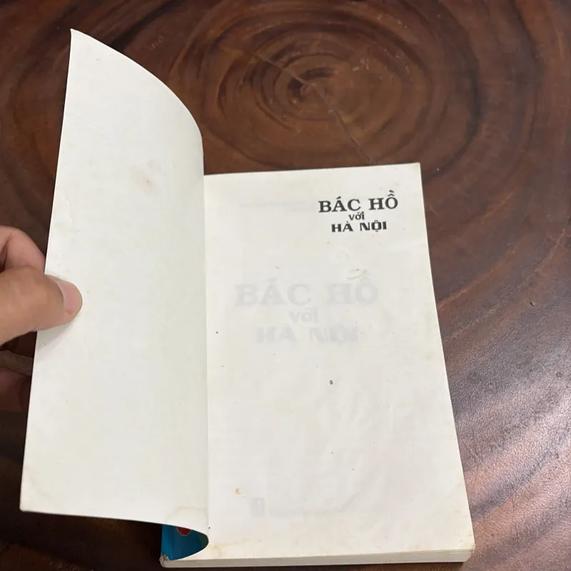 II Tủ Sách Danh Nhân Hồ Chí Minh: Bác Hồ Với Hà Nội - 2009 997970