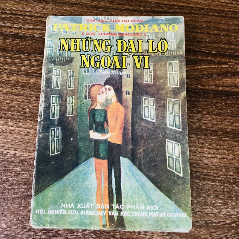 Những đại lộ ngoại vi - Patrick Modiano - Dương Tường dịch 960199