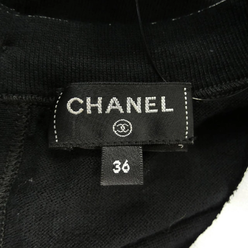 Áo tank top CHANEL P72070K10330 632740