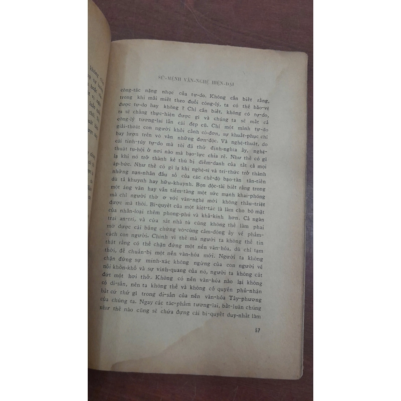 SỨ MỆNH VĂN NGHỆ HIỆN ĐẠI - CAMUS 270563