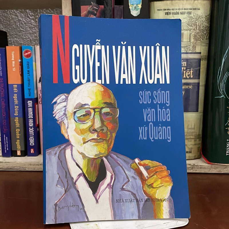 II Tựa sách: Sức Sống Văn Hoá Xứ Quảng - Nguyễn Văn Xuân - 2011 525305