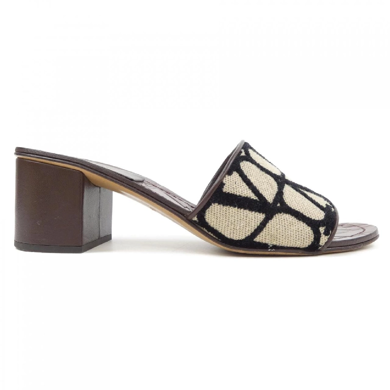 Giày sandal VALENTINO GARAVANI - Hàng hiệu Authentic 830417