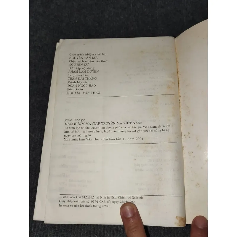 ĐÊM BƯỚM MA 992589