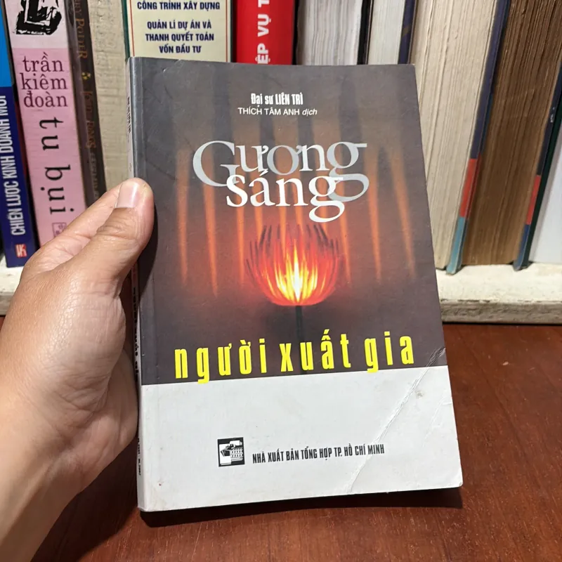 Sách Phật Giáo: Gương Sáng Người Xuất Gia - Đại Sư Liên Trì - Thích Tâm Anh (Dịch) - 2007 755431