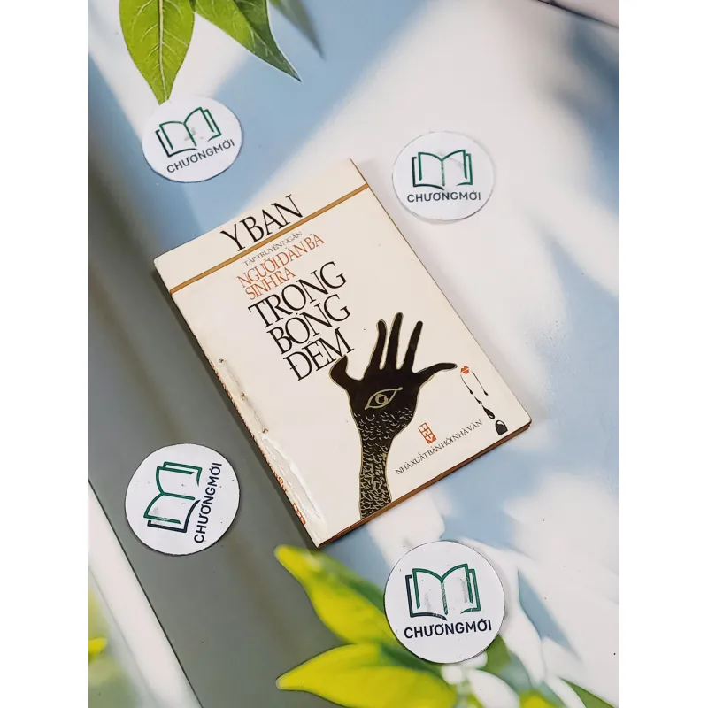 Người Đàn Bà Sinh Ra Trong Bóng Đêm - Y Ban 713832