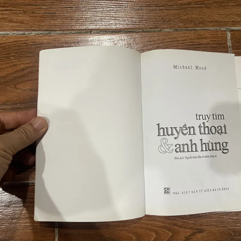 Truy tìm huyền thoại và anh hùng (8) 1041630