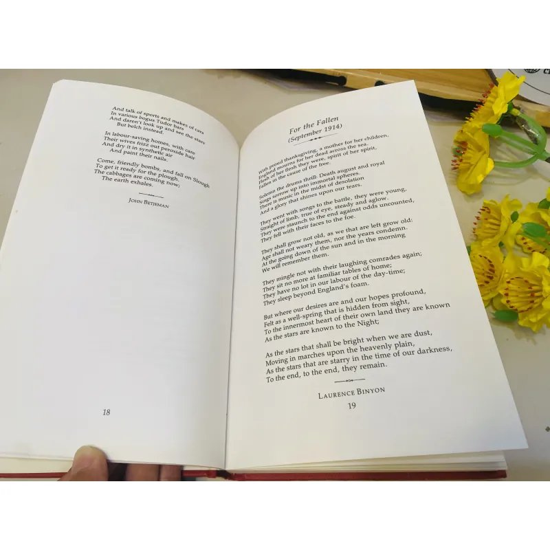 The Collins Book of Best-Loved Verse – tuyển chọn bởi Charles Osborne 800441