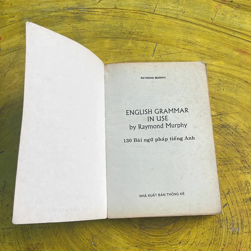ENGLISH GRAMMAR IN USE 130 BÀI NGỮ PHÁP TIẾNG ANH- RAYMOND MURPHY 736716