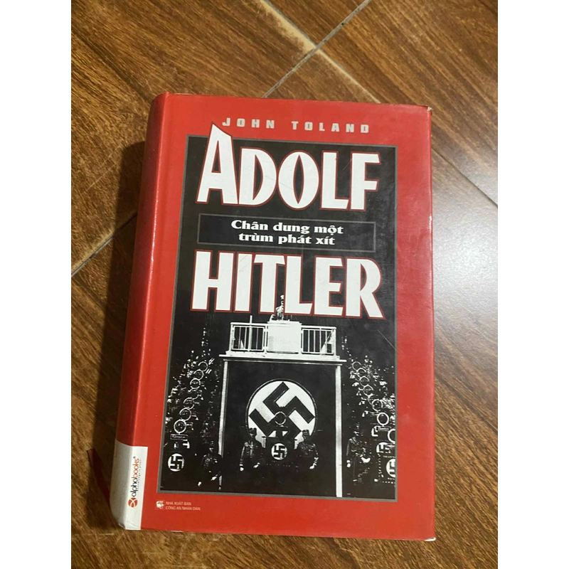 Sách Adolf Hitler chân dung trùm phát xít 476458