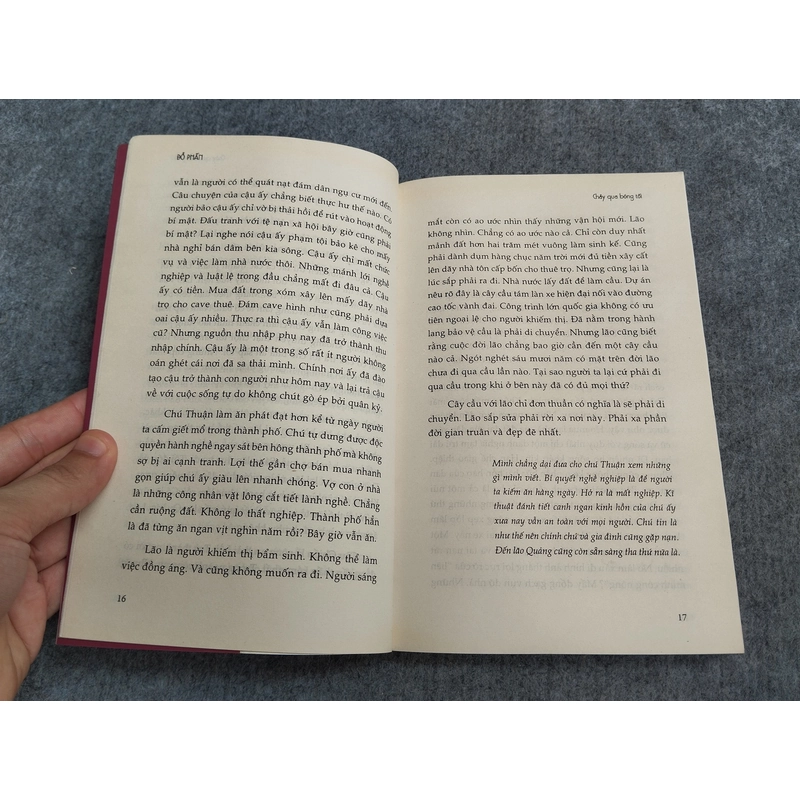 CHẢY QUA BÓNG TỐI - ĐỖ PHẤN 538098
