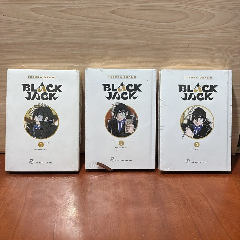 II Truyện Tranh: BLACK JACK (Bìa Cứng) - Tập Lẻ: 1, 3, 5 - TEZUKA OSAMU 732606