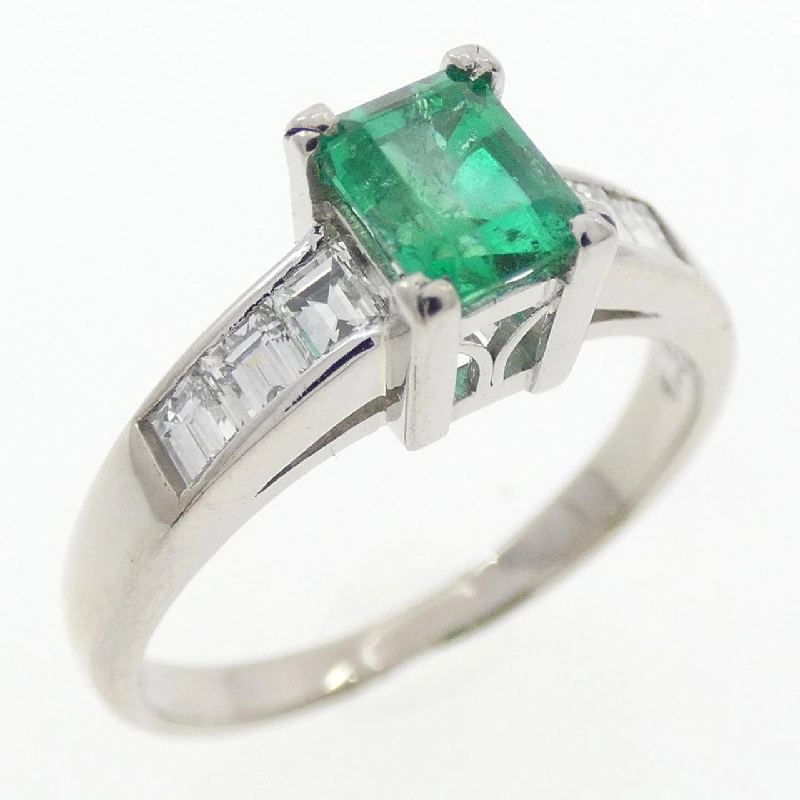 Nhẫn Emerald PT900 0.47CT 670121