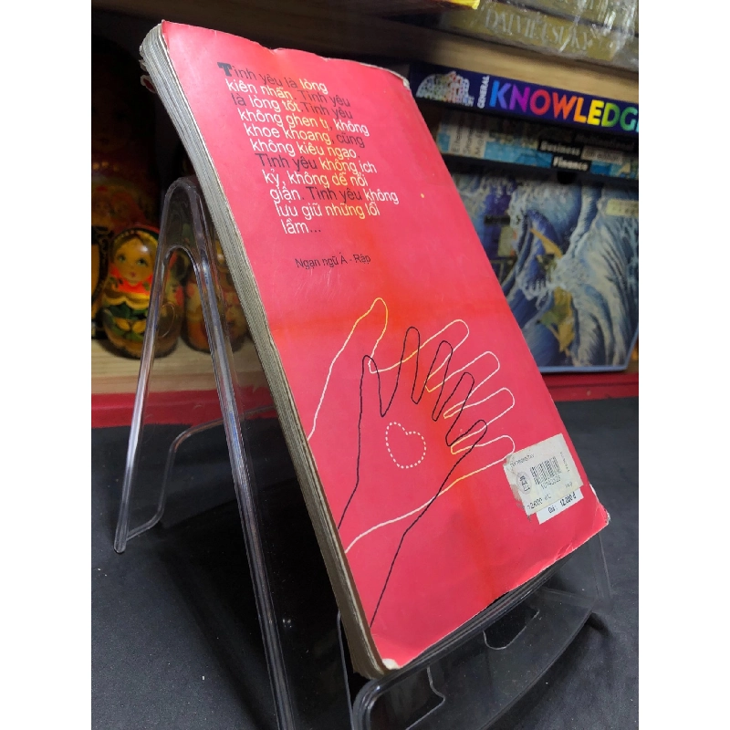 Tay trong tay 2004 mới 70% cong ẩm nhẹ Hương Lan HPB0906 SÁCH VĂN HỌC 915118