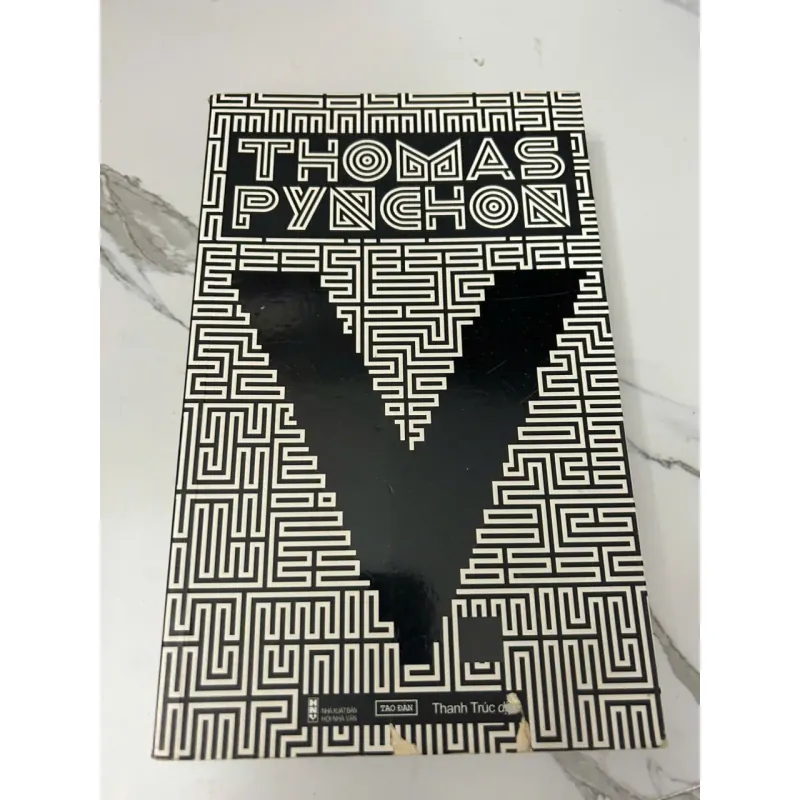 V. - THOMAS PYNCHON 605645
