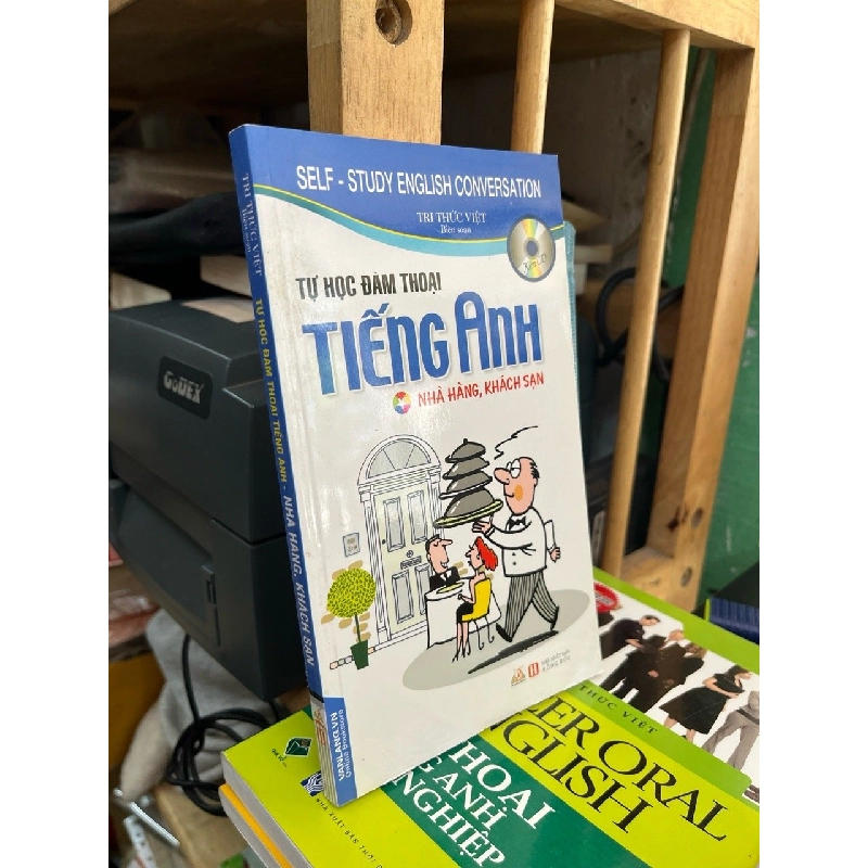 Tự học đàm thoại tiếng anh - Tri Thức Việt biên soạn 545490