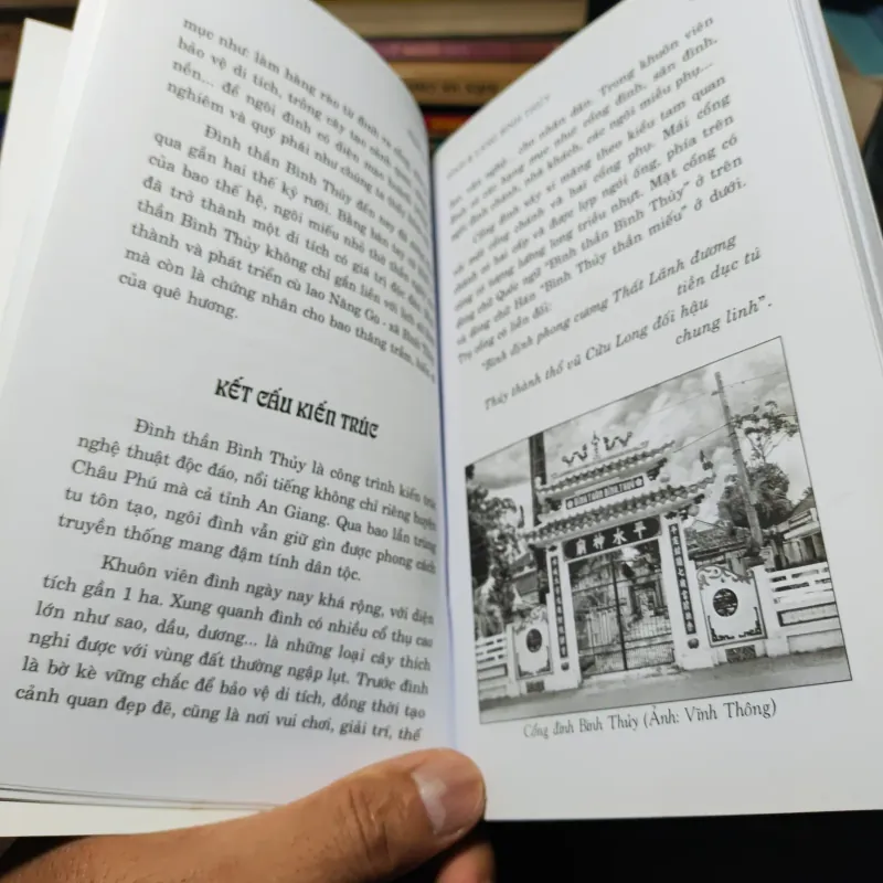 Đình Và Làng Bình Thủy - Vĩnh Thông - Có chữ ký tác giả 1020149
