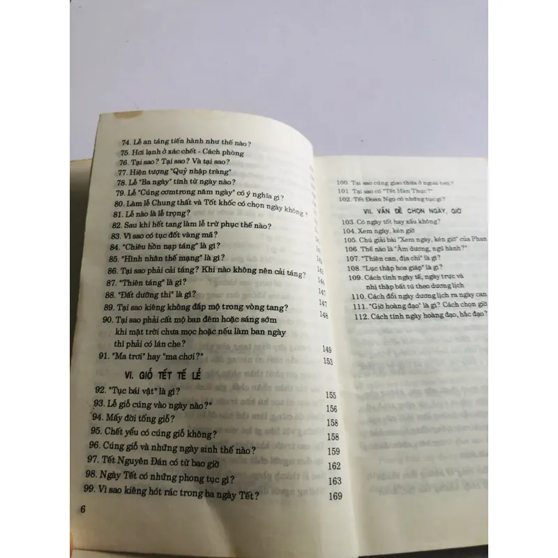 MỘT TRĂM ĐIỀU NÊN BIẾT VỀ PHONG TỤC VIỆT NAM  704028