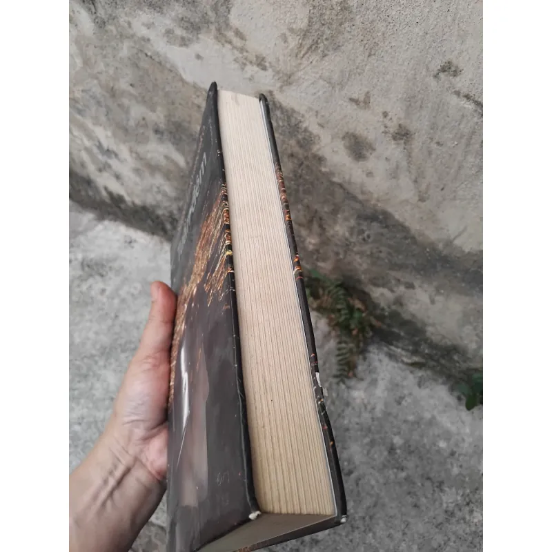 Tuần đêm của Sergei Lukyanenko 1003417