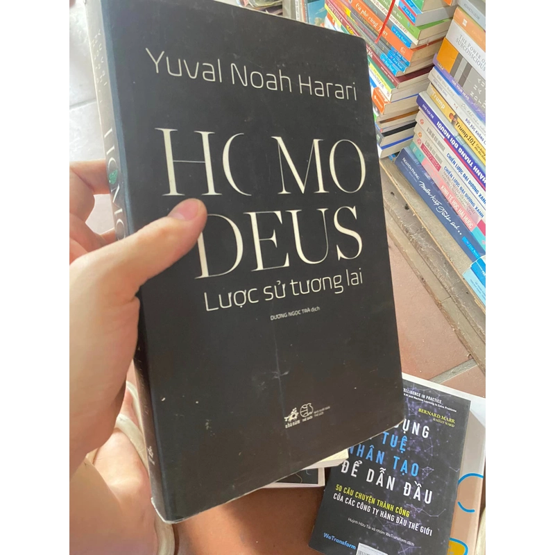 Sách Lược sử tương lai 310522