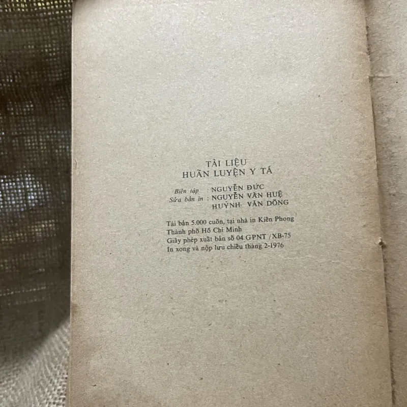 Tài liệu huấn luyện y tá - sách khổ lớn- 600 trang  926157