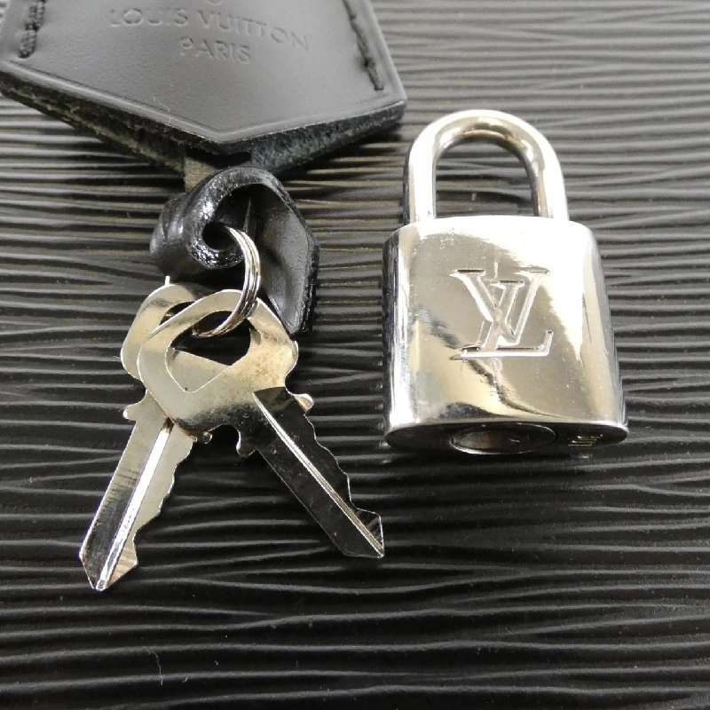 Túi xách Louis Vuitton Epi Ponnuf GM M59042 - Hàng hiệu Chính hãng 766772