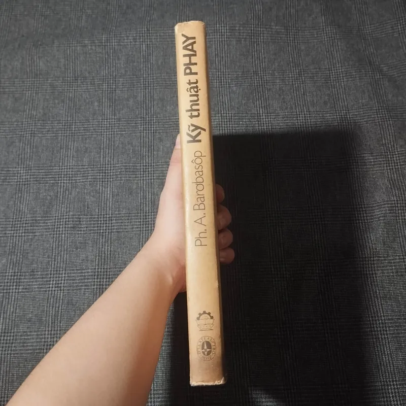 [Bìa cứng] Kỹ thuật Phay - Ph. A. Barơbasôp - Năm 1984 682445