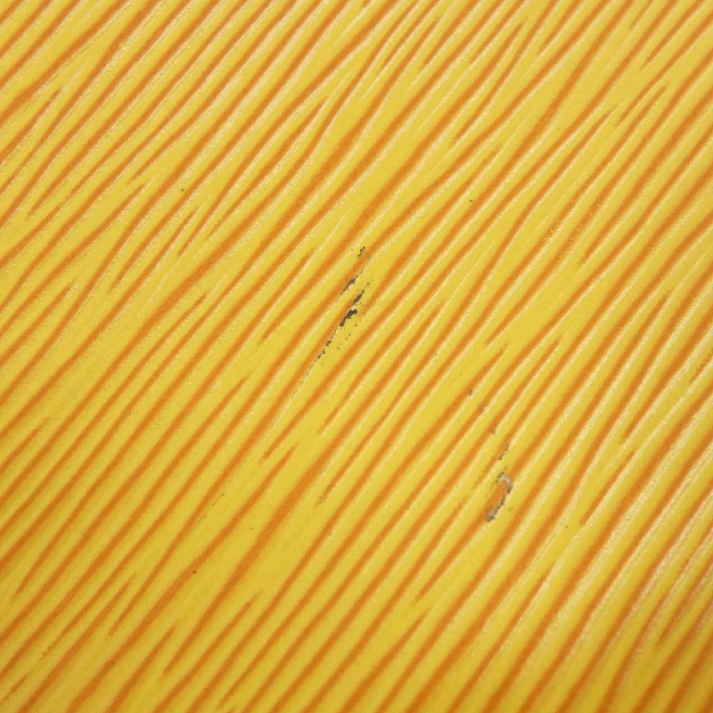 Túi đeo vai Louis Vuitton Epi Petit Noé M44109 609662