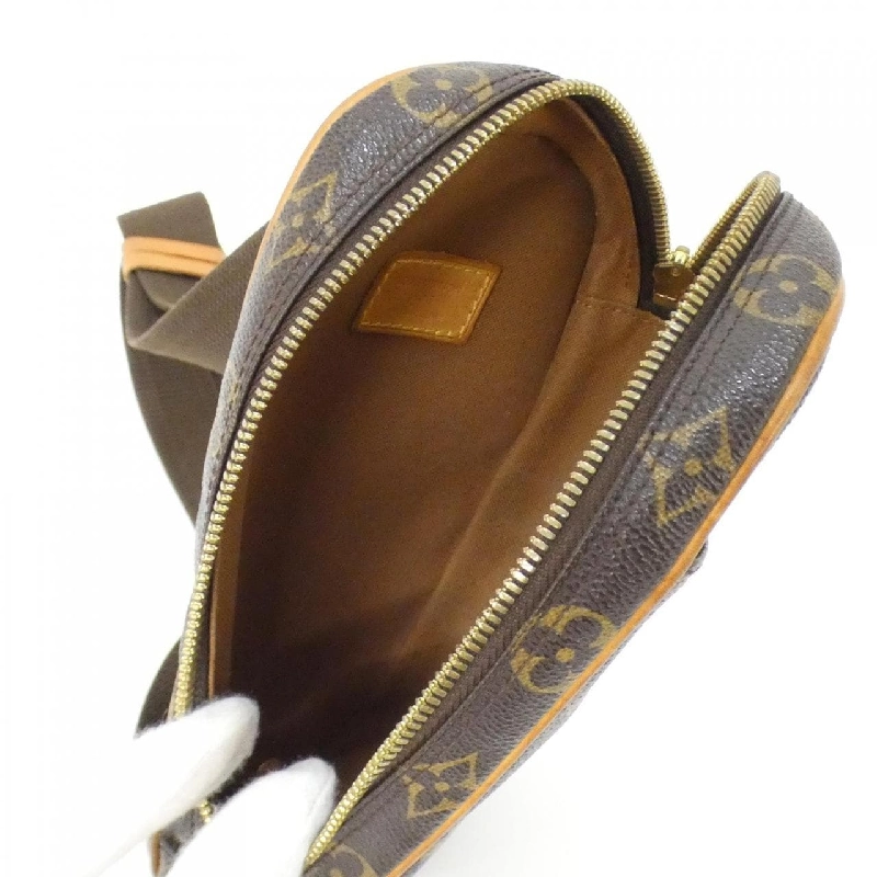 Túi đeo vai Louis Vuitton Monogram Pochette Gange M51870 611512