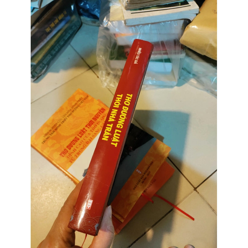 Thơ đường luật thời nhà trần 462271