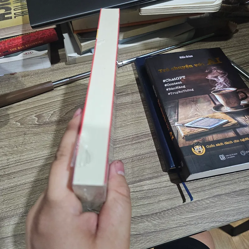 Mặt dày tâm đen (mới 100%)
87k (bìa 125k) 996789