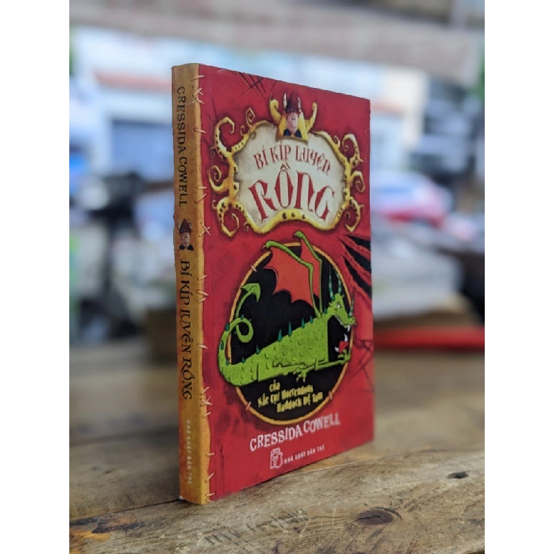 Bí kíp luyện rồng - Cressida Cowell 183959