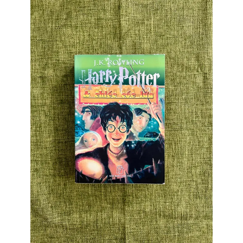 HARRY POTTER VÀ CHIẾC CỐC LỬA - J.K. Rowling 575502
