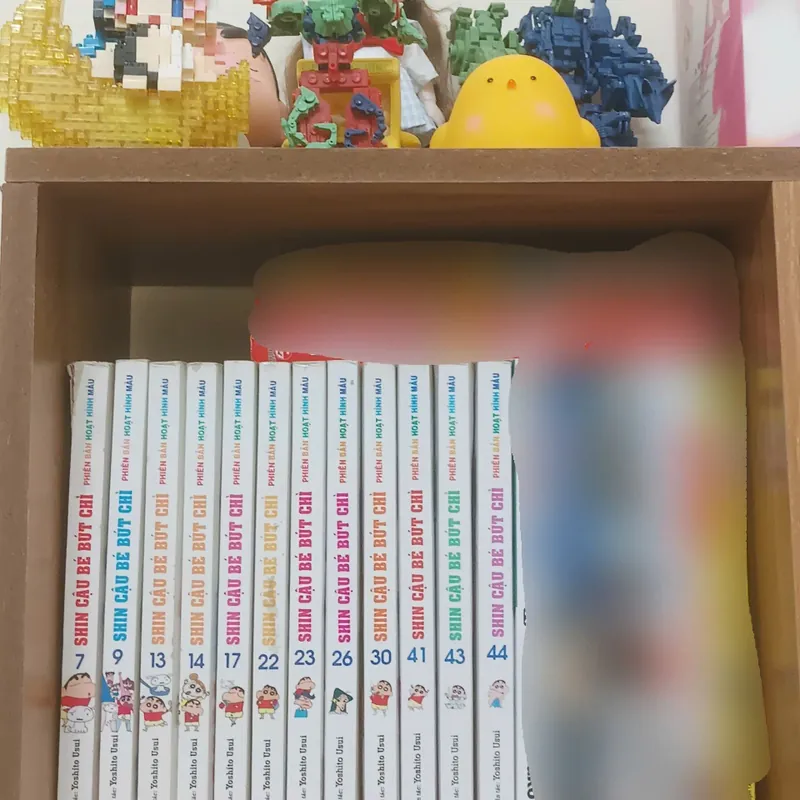 Combo 12 cuốn Truyện Shin màu 588393