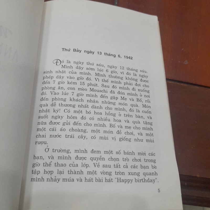 Nhật ký ANNE FRANK (tóm lược) 462869