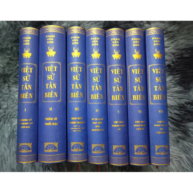 Việt sử Tân Biên (Phạm Văn Sơn) 604224