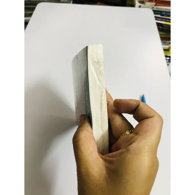 📘 ANTIBIOTIC ESSENTIALS  - sách mới 100%, nguyên siêu 780428