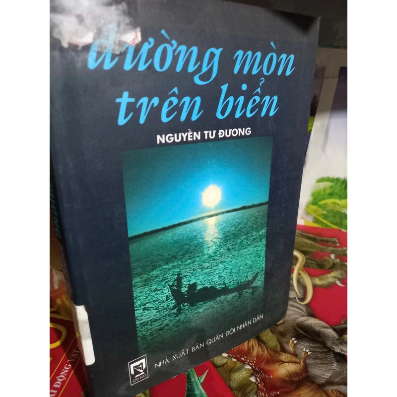 đường mòn trên biển 531011