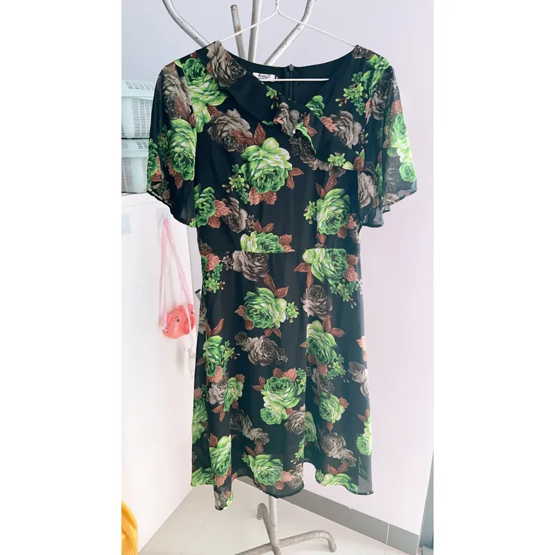 Đầm xoè hoa  553525