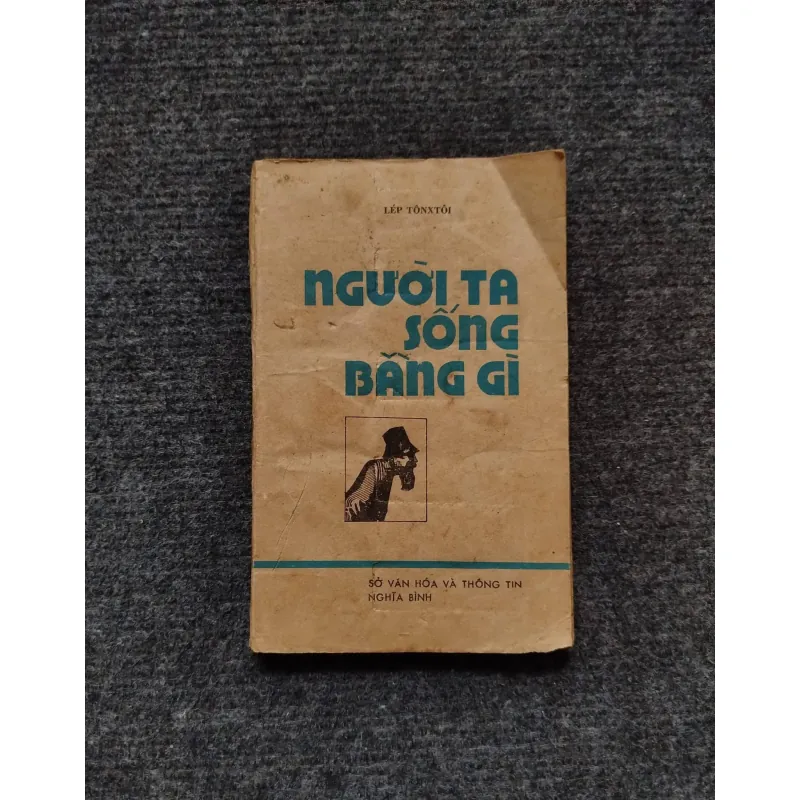 Người ta sống bằng gì của tác giả Lép Tônxtôi 1039662