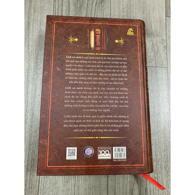 Lịch sử sách. Bìa cứng. 3b1 529869