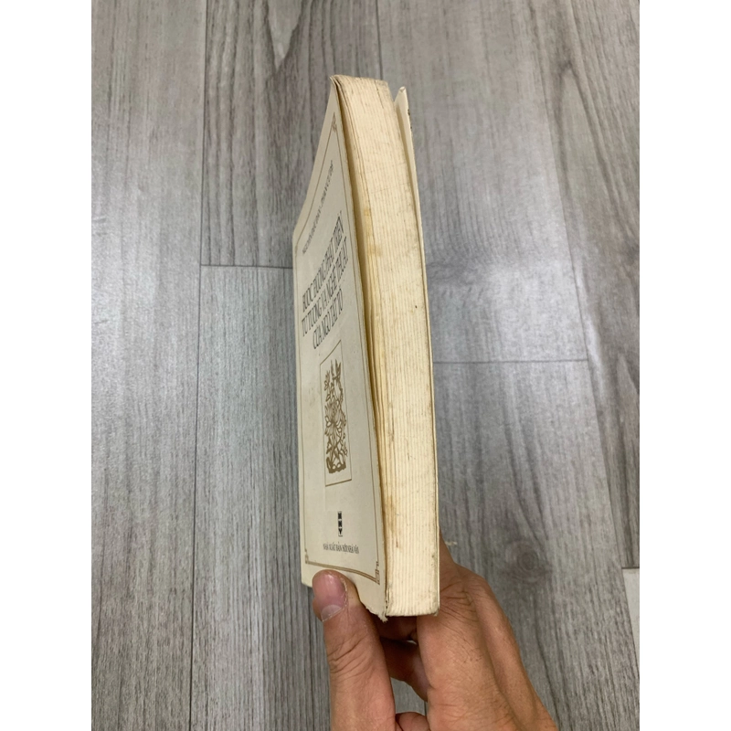 Bước đường phát triển tư tưởng và nghệ thuật của ngô tất tố. 999 466029