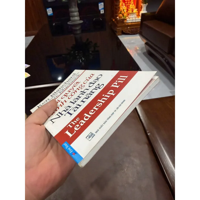 BÍ QUYẾT THÀNH CÔNG CỦA NHÀ LÃNH ĐẠO TÀI NĂNG – THE LEADERSHIP PILL- K5 1033816