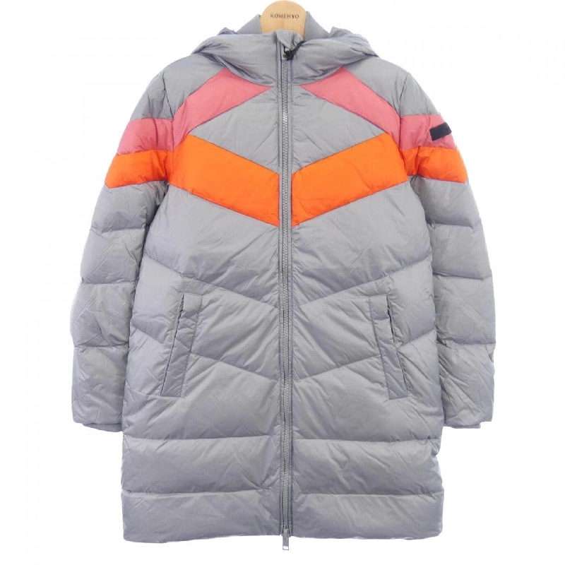 Áo khoác lông vũ DIESEL - Hàng hiệu Chính hãng 822088