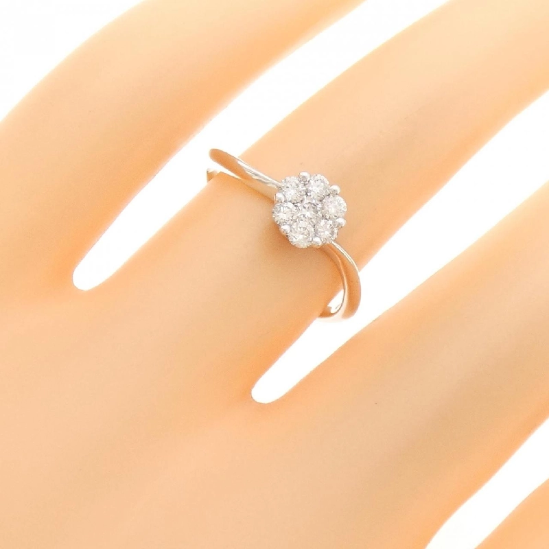 Nhẫn kim cương hoa K18WG 0.30CT 670933