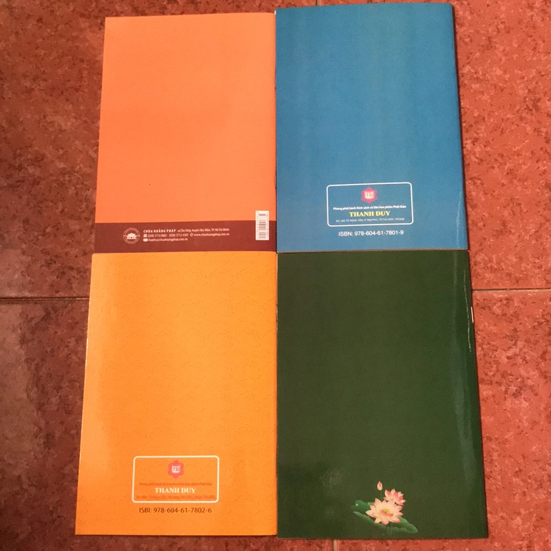Combo 4q Kinh Phổ Môn nghĩa+Văn phát nguyện sám hối+Nghi thức lăng nghiêm+Kinh A Di Đà  333295