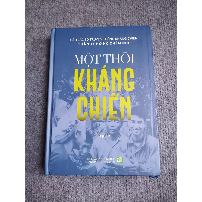 MỘT THỜI KHÁNG CHIẾN TẬP 12 694814