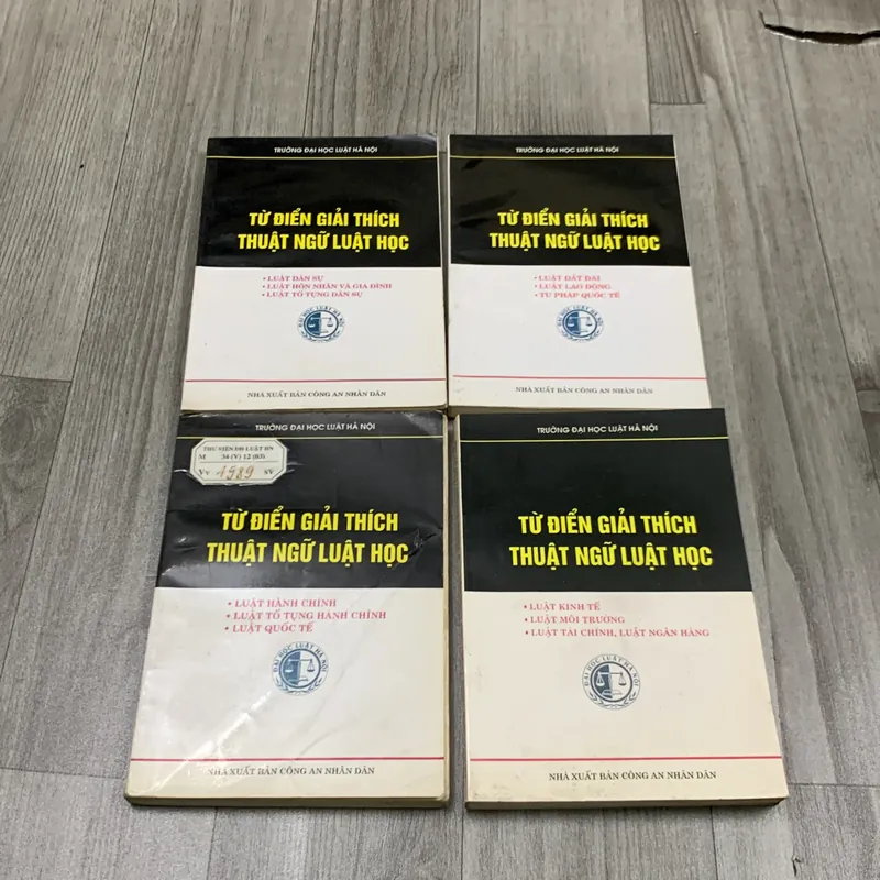 Từ điển giải thích thuật ngữ luật học. Combo 4 cuốn. 3a4 718591